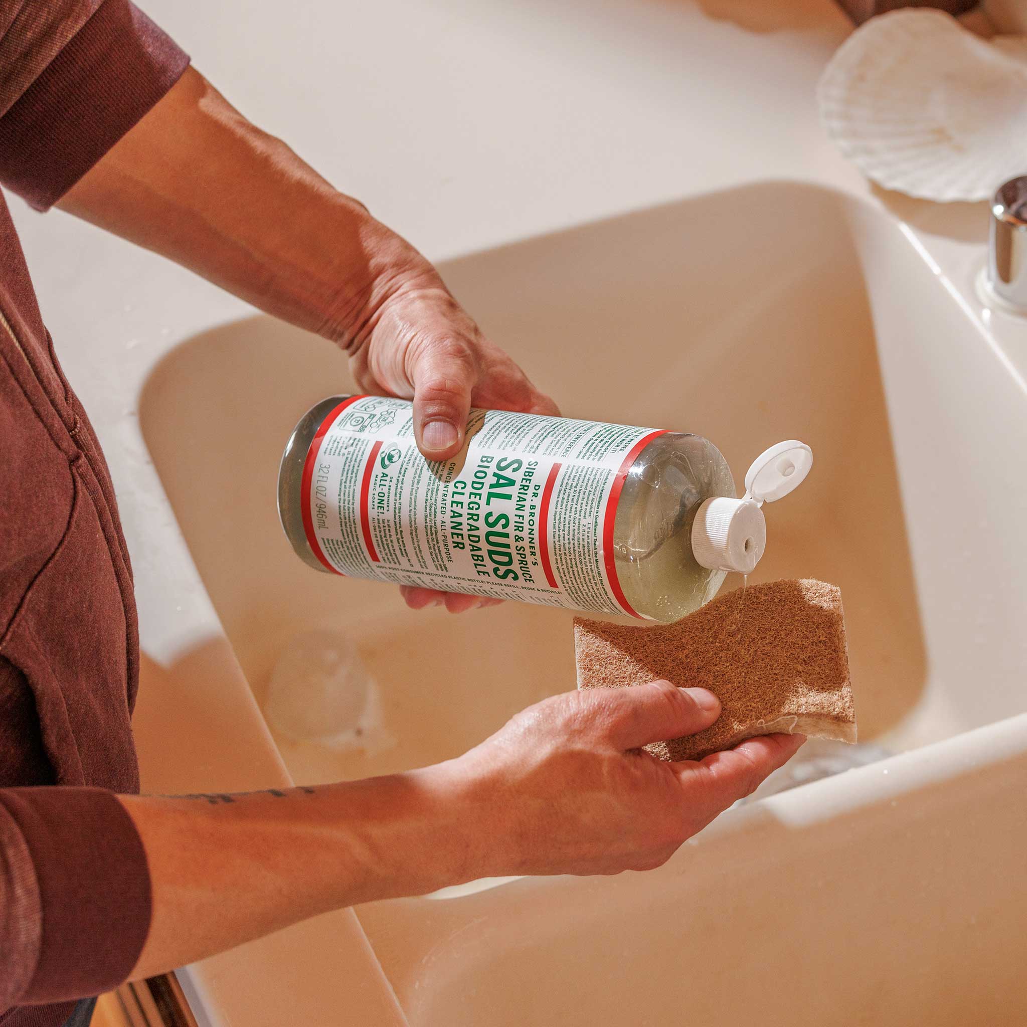 dr-bronners-sal-suds-biodegradable-cleaner-32oz-3